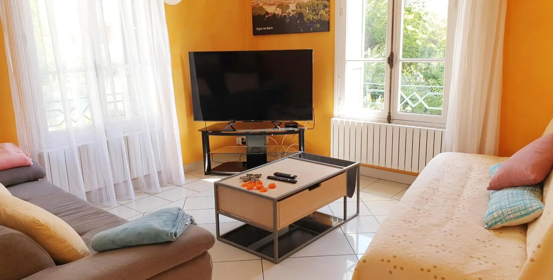 Accueillante Maison Avec Piscine ディーニュ・レ・バン